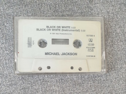 Rare cassette audio - !,